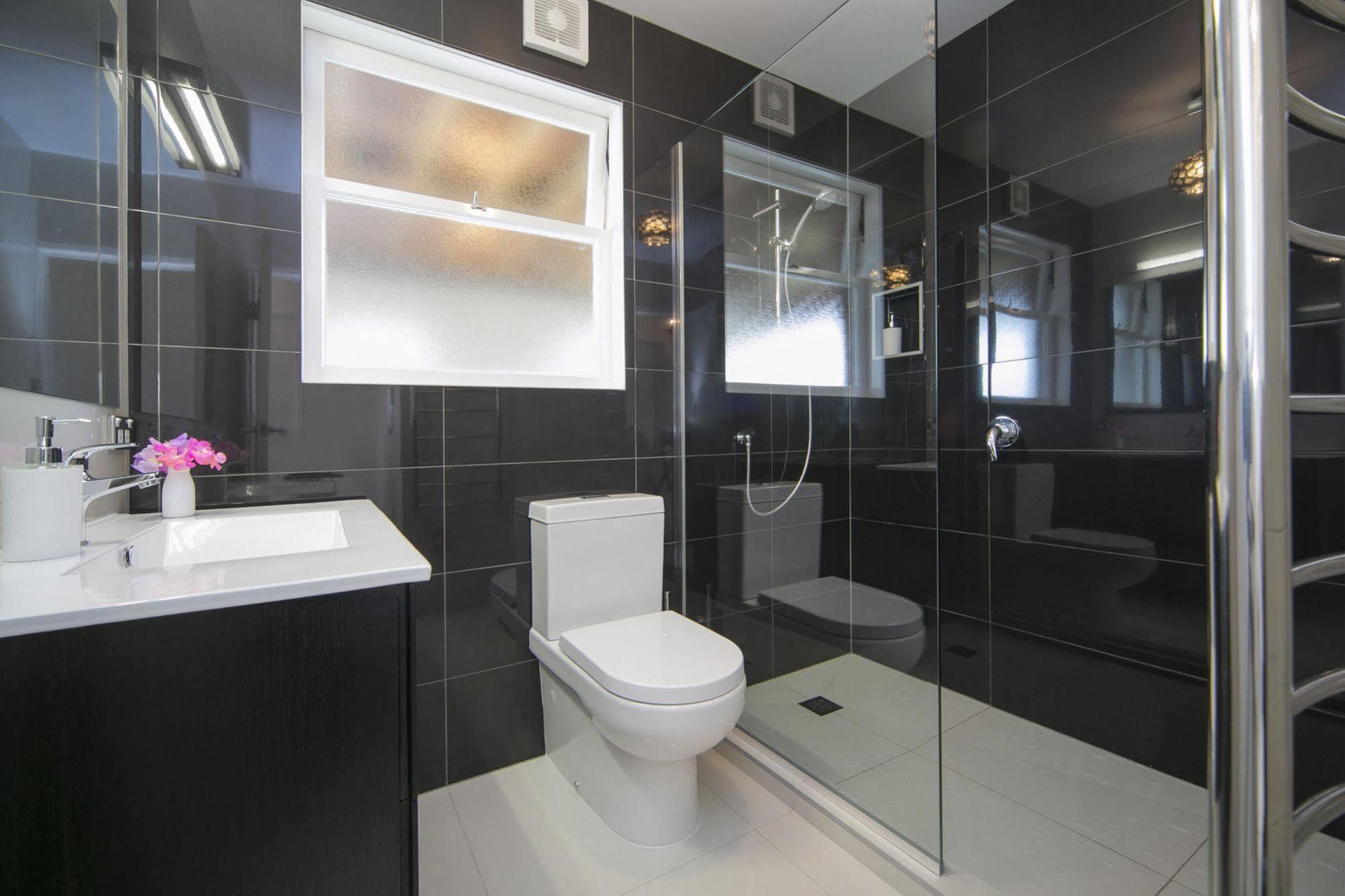 Kohimarama Beach Bed & Breakfast - Style And Privacy In Superb Location Auckland Esterno foto